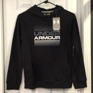 Under Armour Boy’s Hoodie Black NWT Medium